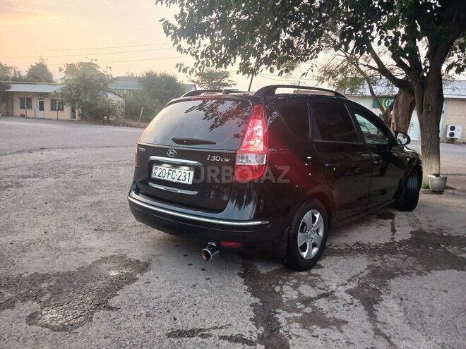 Hyundai i30 2009, 284,795 km - 1.4 л - Tovuz
