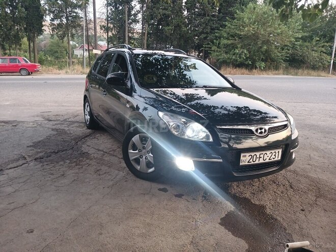 Hyundai i30 2009, 284,795 km - 1.4 л - Tovuz