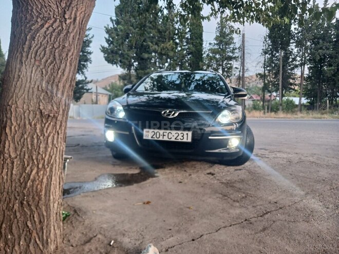 Hyundai i30 2009, 284,795 km - 1.4 л - Tovuz