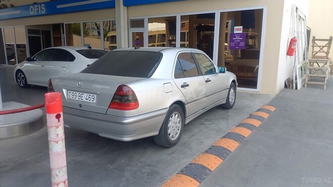 Mercedes C 200 1999, 250,000 km - 2.0 л - Bakı