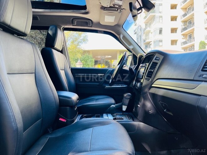 Mitsubishi Pajero 2017, 135,000 km - 3.0 l - Bakı