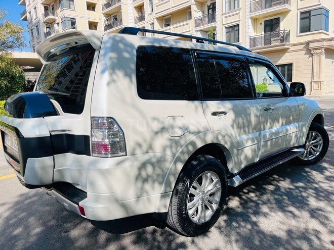 Mitsubishi Pajero 2017, 135,000 km - 3.0 l - Bakı