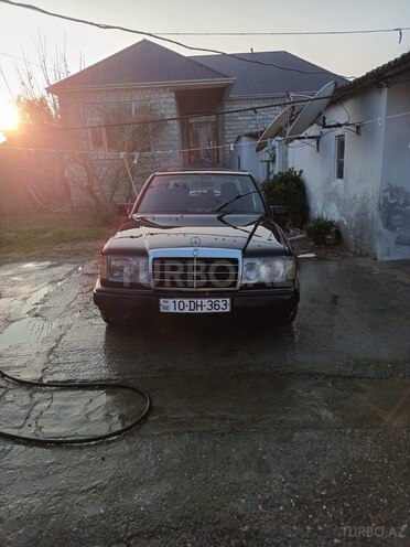 Mercedes 190 1989, 325,000 km - 2.0 л - Bakı
