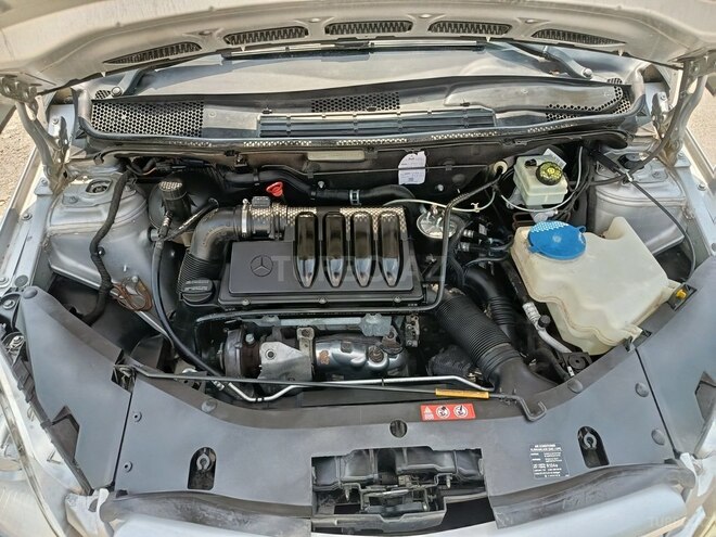 Mercedes B 180 2006, 332,000 km - 2.0 л - Bakı