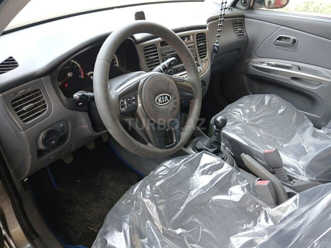 Kia Rio 2010, 196,000 km - 1.5 l - Gəncə