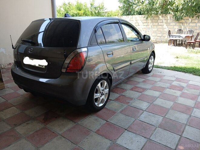 Kia Rio 2010, 196,000 km - 1.5 l - Gəncə