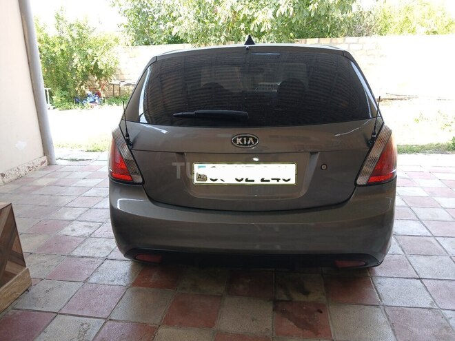 Kia Rio 2010, 196,000 km - 1.5 l - Gəncə