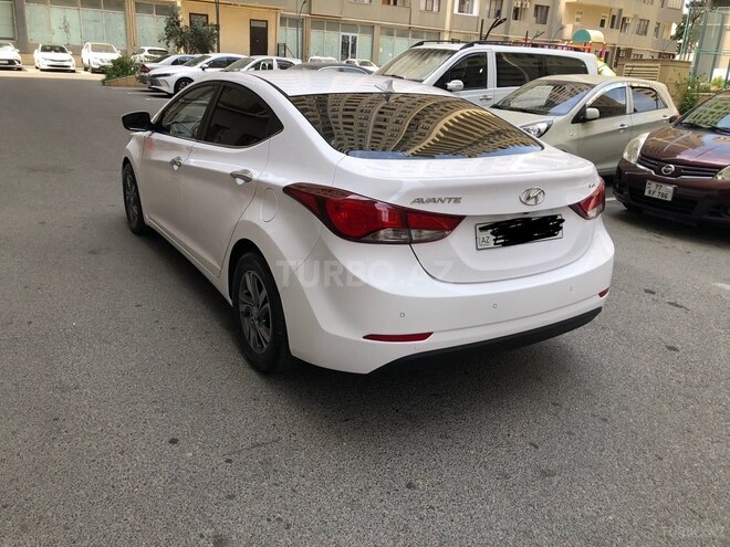 Hyundai Avante 2015, 140,000 km - 1.6 l - Bakı