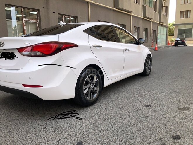 Hyundai Avante 2015, 140,000 km - 1.6 l - Bakı