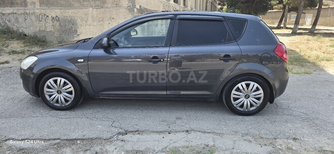 Kia Ceed 2009, 295,199 km - 1.6 л - Sumqayıt