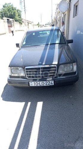 Mercedes E 220 1994, 350,000 km - 2.2 л - Bakı