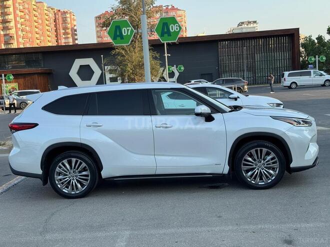 Toyota Highlander 2023, 37,800 km - 2.5 l - Bakı