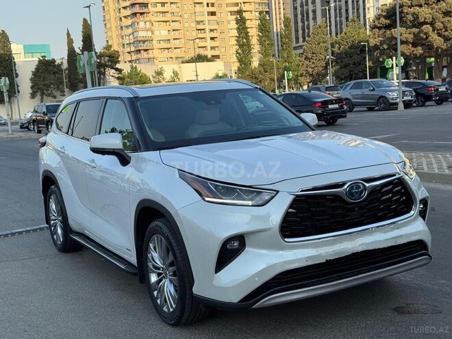 Toyota Highlander 2023, 37,800 km - 2.5 l - Bakı