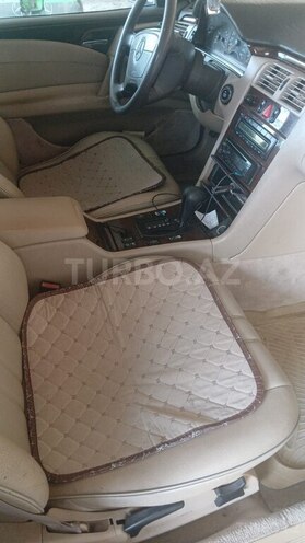 Mercedes E 230 1996, 325,000 km - 2.3 l - Qusar