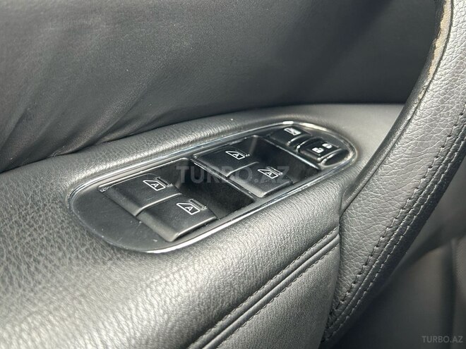 Infiniti QX56 2011, 131,000 km - 5.6 l - Bakı
