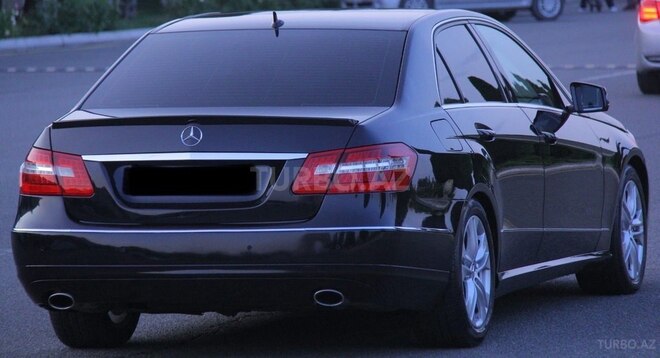 Mercedes E 350 4MATIC 2011, 175,000 km - 3.5 л - Bakı