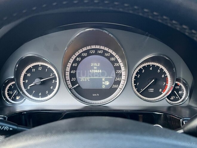 Mercedes E 350 4MATIC 2011, 175,000 km - 3.5 л - Bakı
