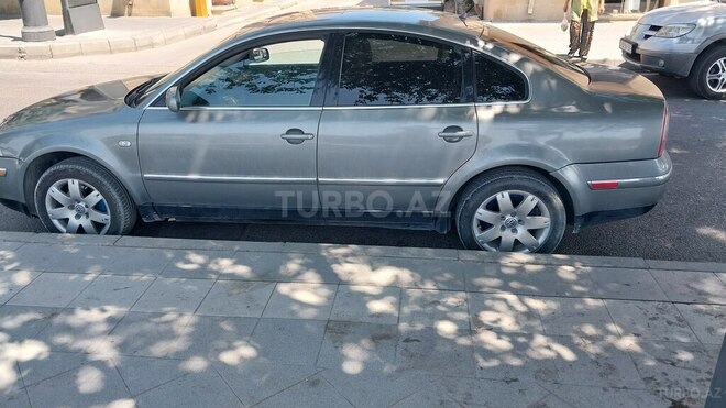 Volkswagen Passat 2002, 313,020 km - 1.8 l - Bakı