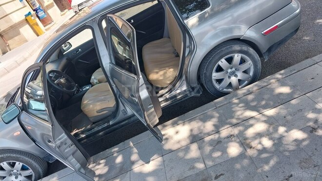 Volkswagen Passat 2002, 313,020 km - 1.8 l - Bakı