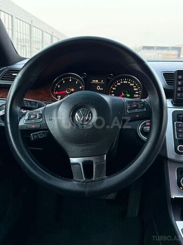 Volkswagen Passat CC 2010, 332,154 km - 2.0 л - Bakı