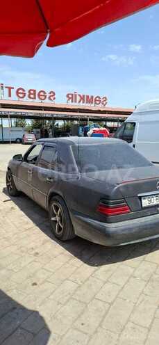 Mercedes E 220 1995, 100,000 km - 2.2 l - Şəmkir