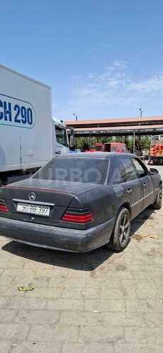 Mercedes E 220 1995, 100,000 km - 2.2 l - Şəmkir
