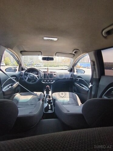 Kia Rio 2013, 360,000 km - 1.4 l - Sumqayıt