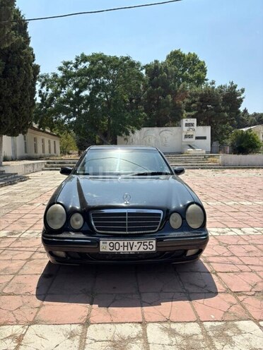 Mercedes E 240 2000, 250,000 km - 2.4 l - Gəncə
