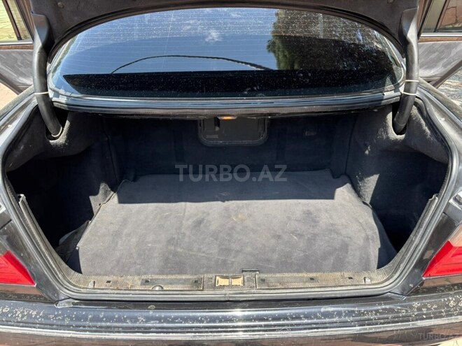 Mercedes E 240 2000, 250,000 km - 2.4 l - Gəncə