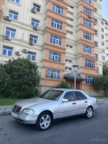Mercedes C 250 1996, 522,000 km - 2.5 l - Bakı
