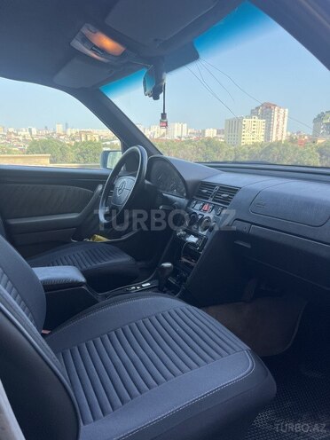 Mercedes C 250 1996, 522,000 km - 2.5 l - Bakı