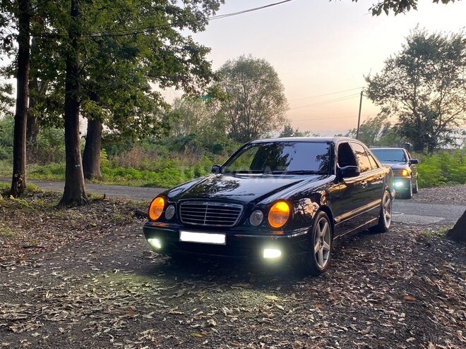 Mercedes E 240 2000, 350,000 km - 2.6 l - Lənkəran