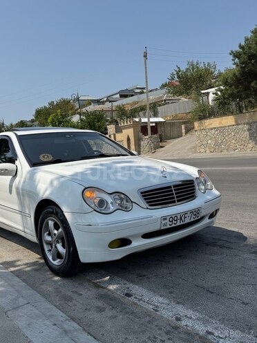 Mercedes C 240 2003, 250,636 km - 2.6 l - Şamaxı