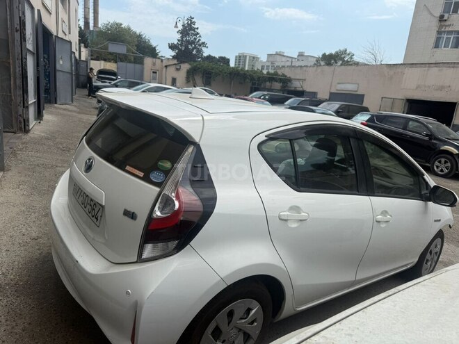 Toyota Aqua 2019, 124,000 km - 1.5 л - Bakı