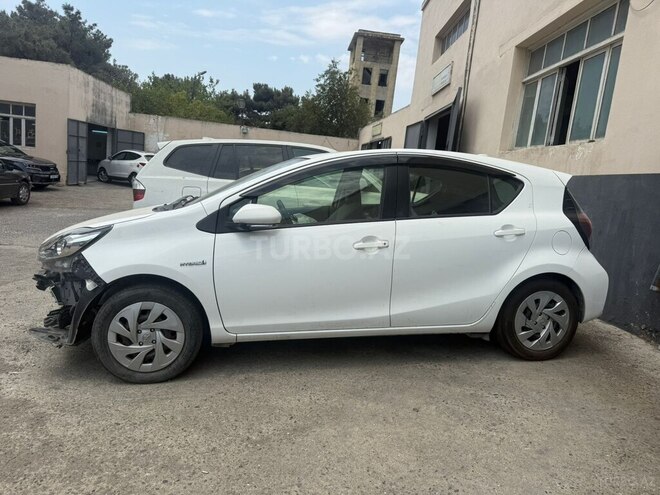 Toyota Aqua 2019, 124,000 km - 1.5 л - Bakı