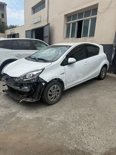 Toyota Aqua 2019, 124,000 km - 1.5 л - Bakı