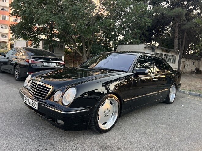 Mercedes E 320 2000, 270,000 km - 3.2 л - Bakı