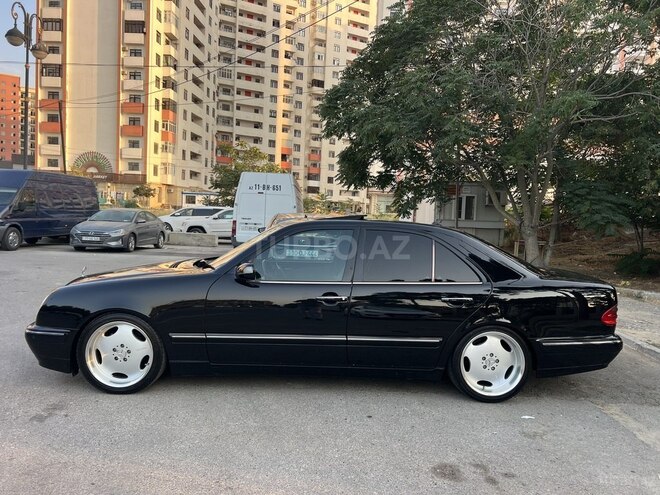 Mercedes E 320 2000, 270,000 km - 3.2 л - Bakı