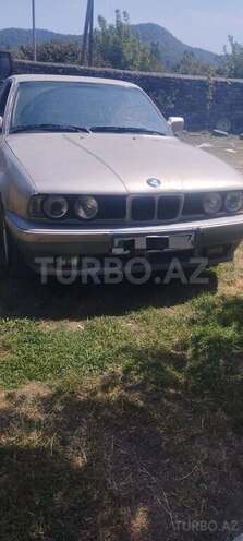 BMW 525 1988, 958,404 km - 2.5 l - Balakən