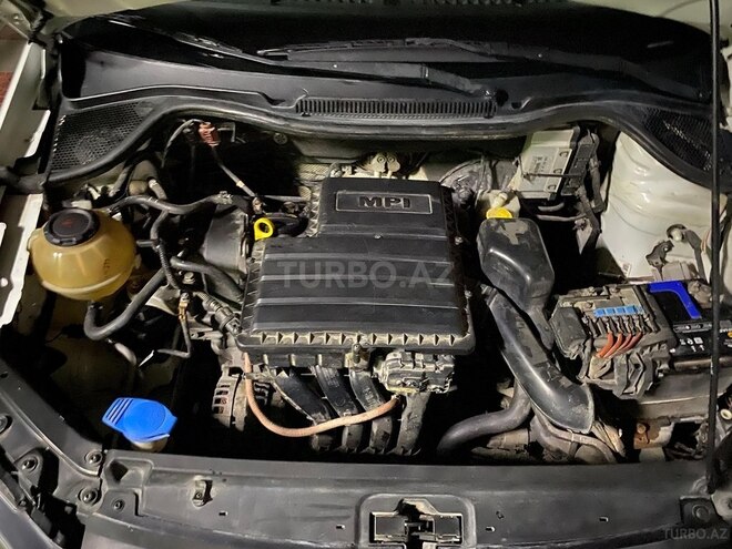 Volkswagen Polo 2018, 170,000 km - 1.6 l - Bərdə