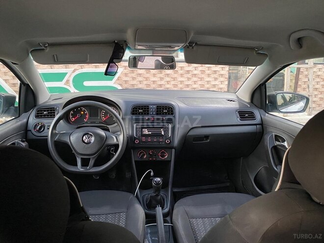 Volkswagen Polo 2018, 170,000 km - 1.6 l - Bərdə