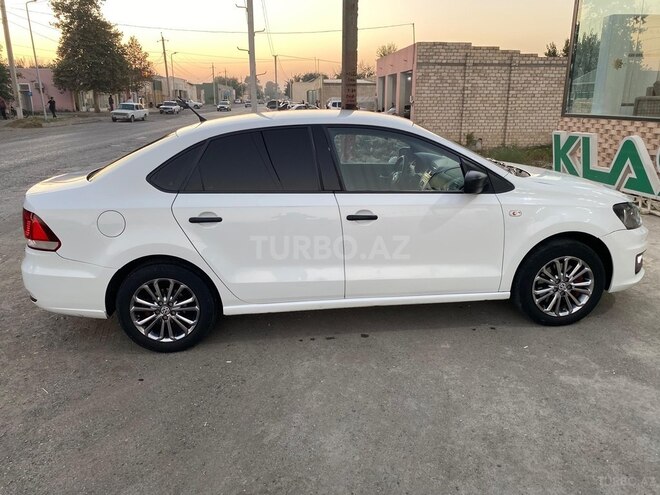 Volkswagen Polo 2018, 170,000 km - 1.6 l - Bərdə