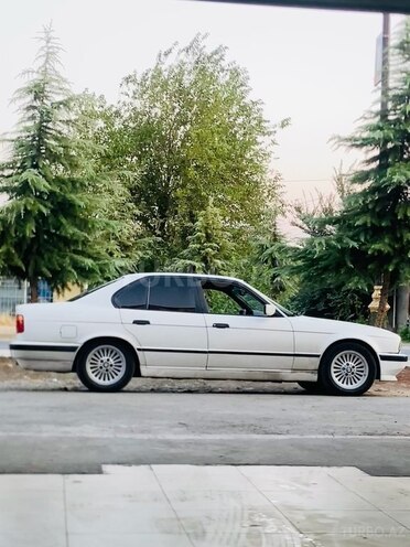 BMW 525 1993, 498,000 km - 2.5 l - Bakı