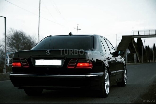 Mercedes E 240 2000, 350,000 km - 2.6 l - Lənkəran