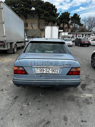 Mercedes E 220 1994, 498,000 km - 2.2 l - Bakı