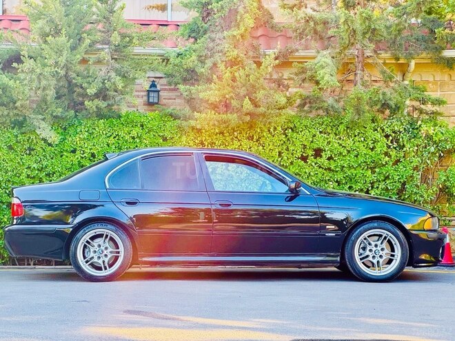 BMW 530 2001, 230,000 km - 3.0 l - Bakı