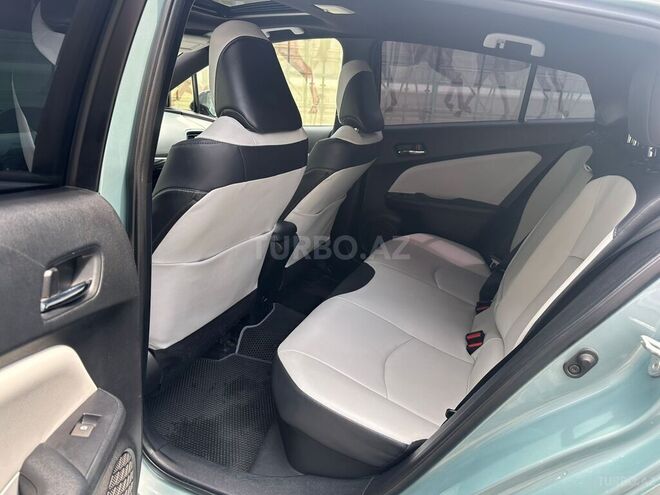 Toyota Prius 2018, 200,000 km - 1.8 l - Bakı