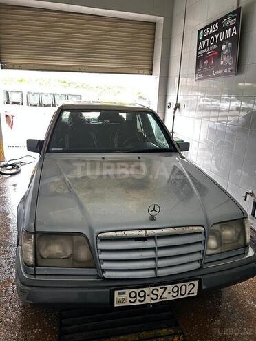 Mercedes E 220 1994, 498,000 km - 2.2 l - Bakı