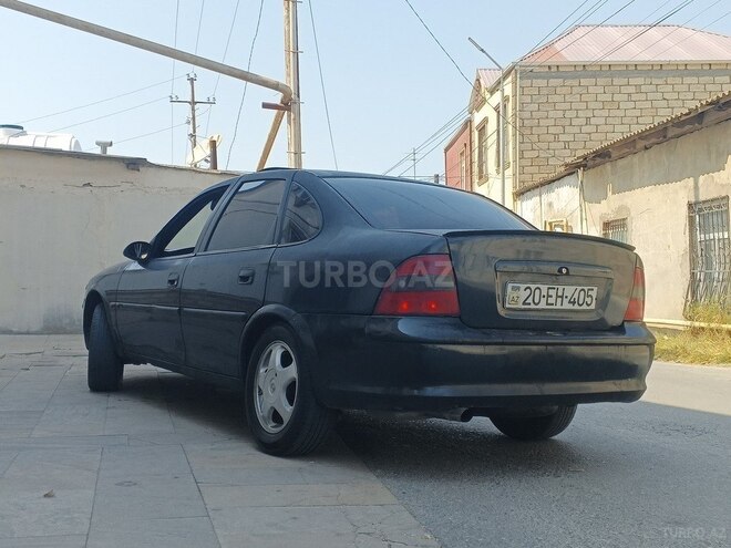 Opel Vectra 1997, 450,000 km - 1.6 l - Bakı