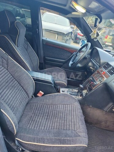 Mercedes C 180 1993, 266,000 km - 1.8 l - Bakı
